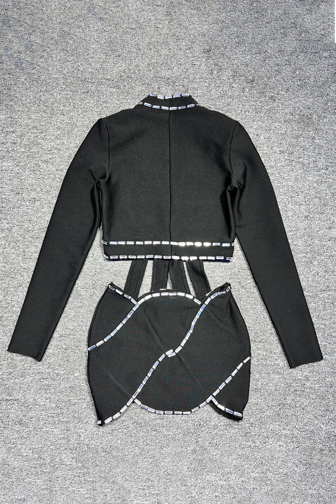 Taylor Hollow Two Piece Set