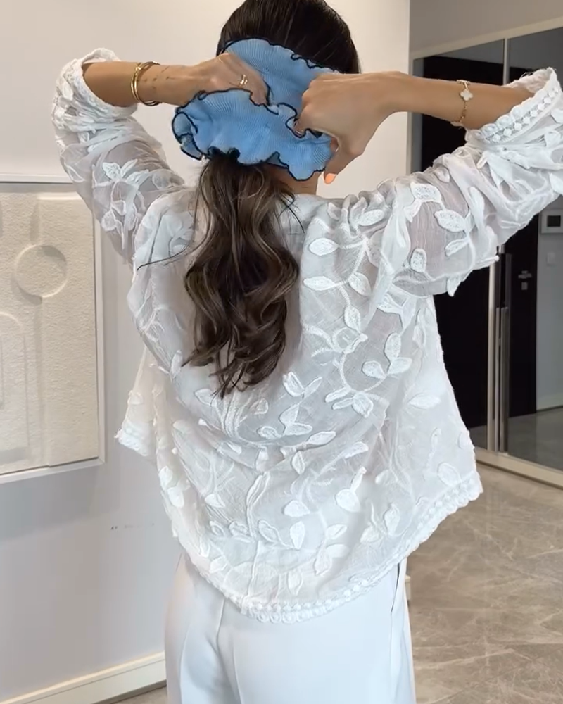 Delicate Embroidery Floral Casual Top