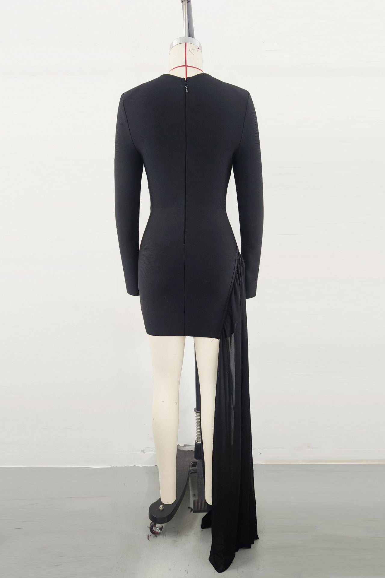 Everly Long Sleeved Bandage Dress In Black