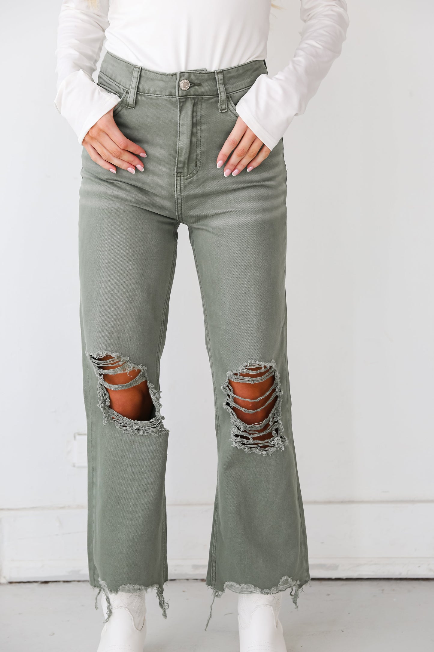 FINAL SALE - Leslie Army Green 90s Vintage Crop Flare Jeans