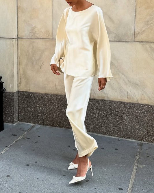 Fashionable Round Neck Top & Pants Two-Piece Set