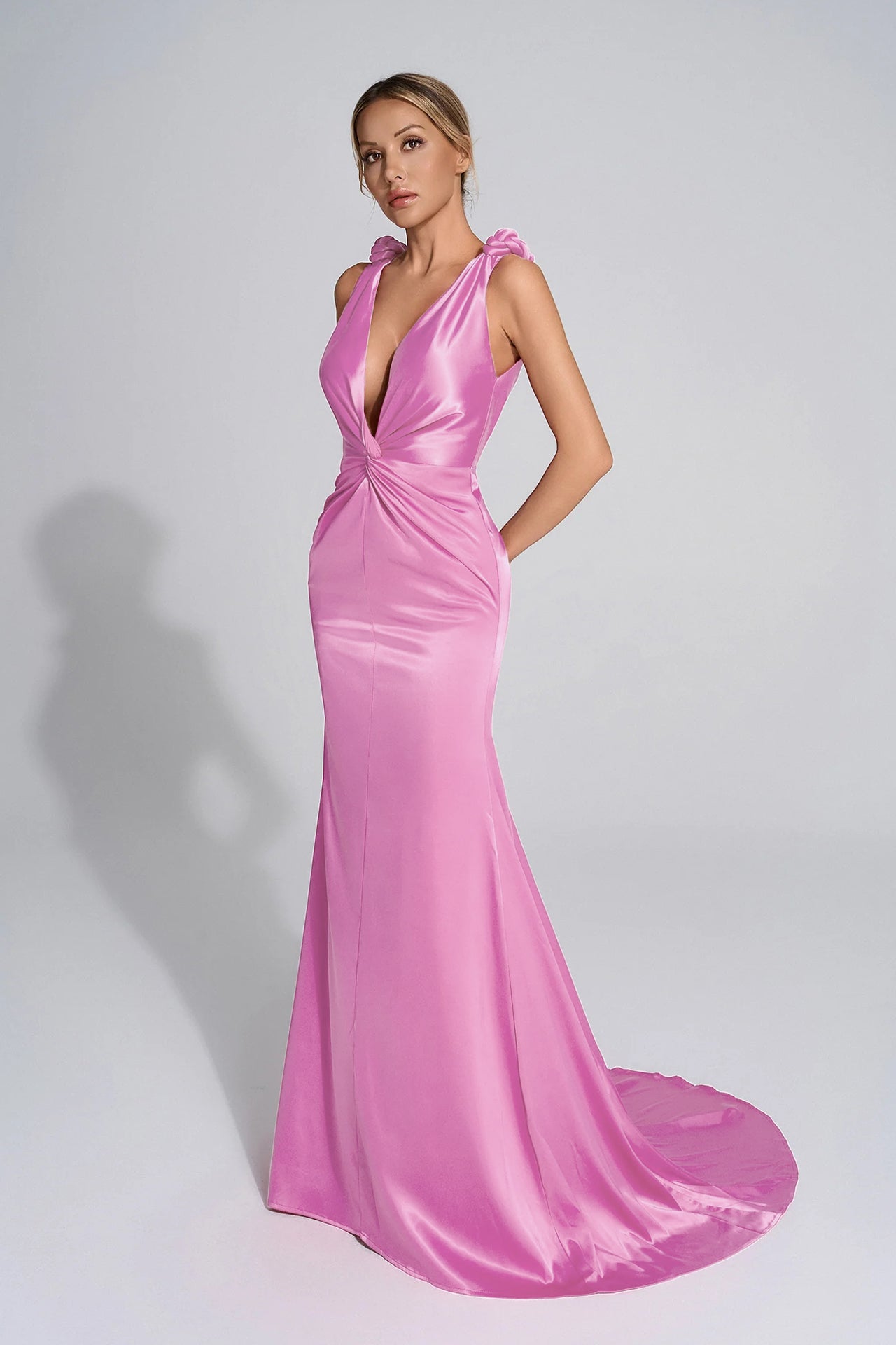 Elysia Sleeveless Maxi Dress