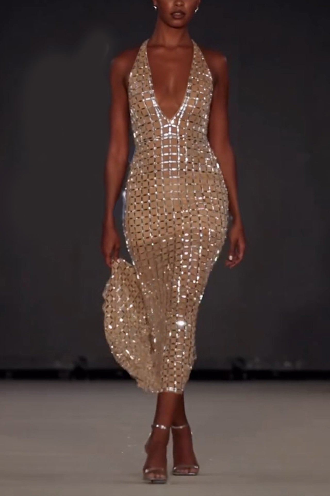 Roxana Halterneck Backless Maxi Dress