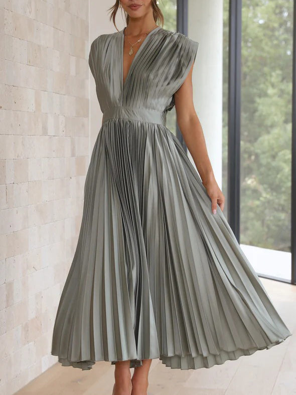 Sleeveless V Neck Pleated Maxi Dress