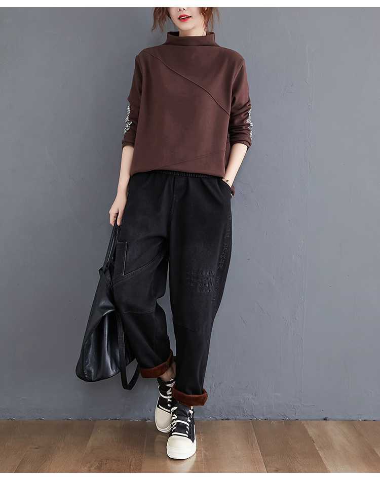 Classic Velvet Turtleneck Sweatshirt