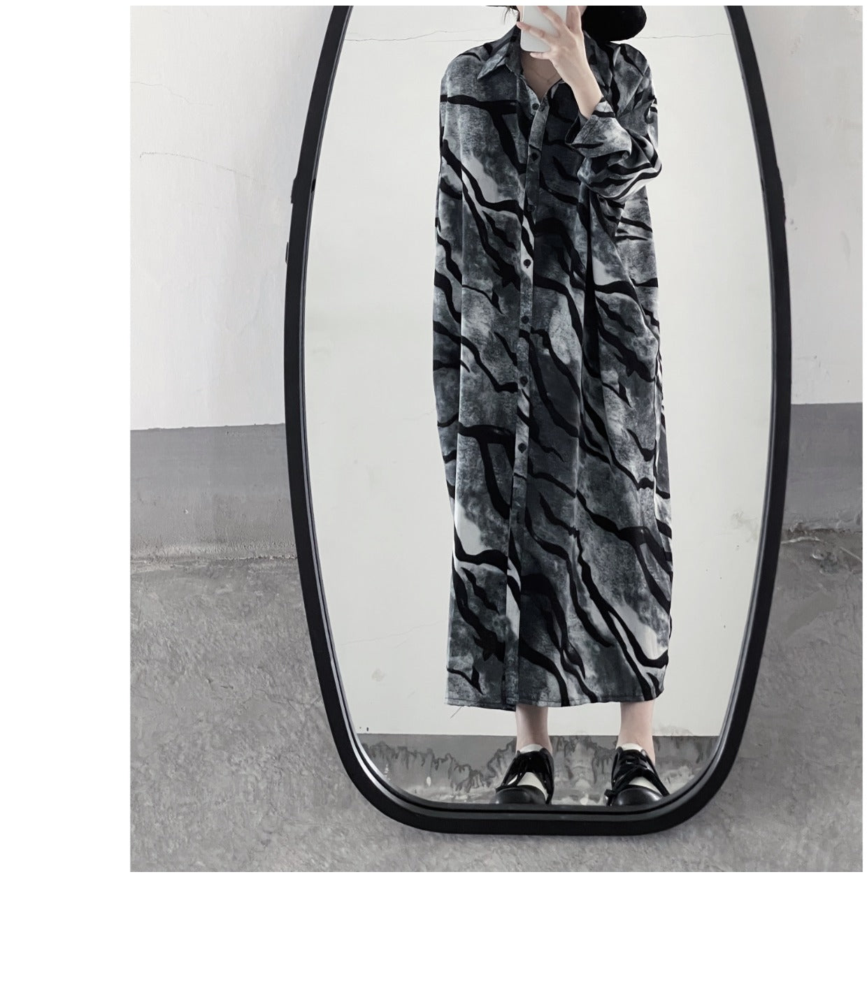 Vintage Tiger Stripe Dyed Long Sleeve Midi Dress