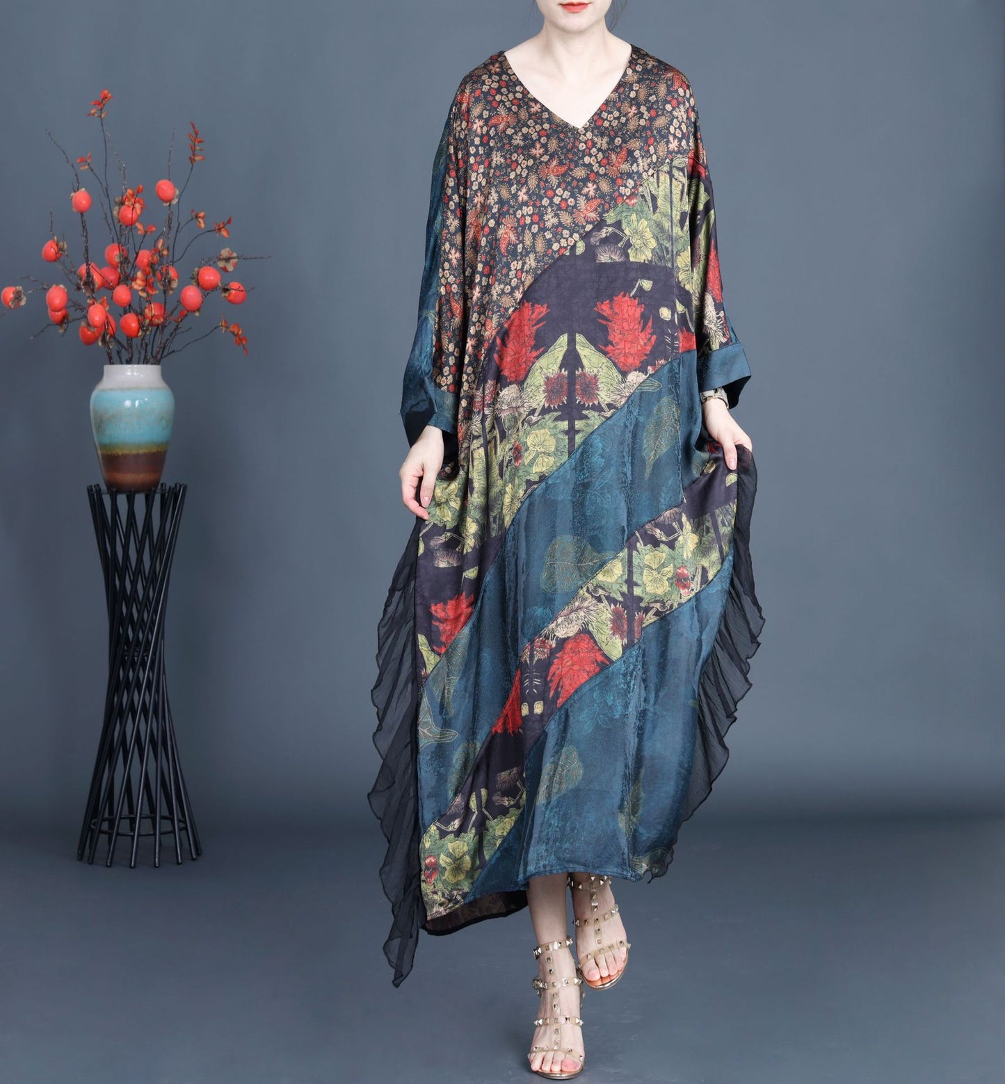 Vintage Jacquard Splicing Bat Sleeve V-Neck Maxi Dress