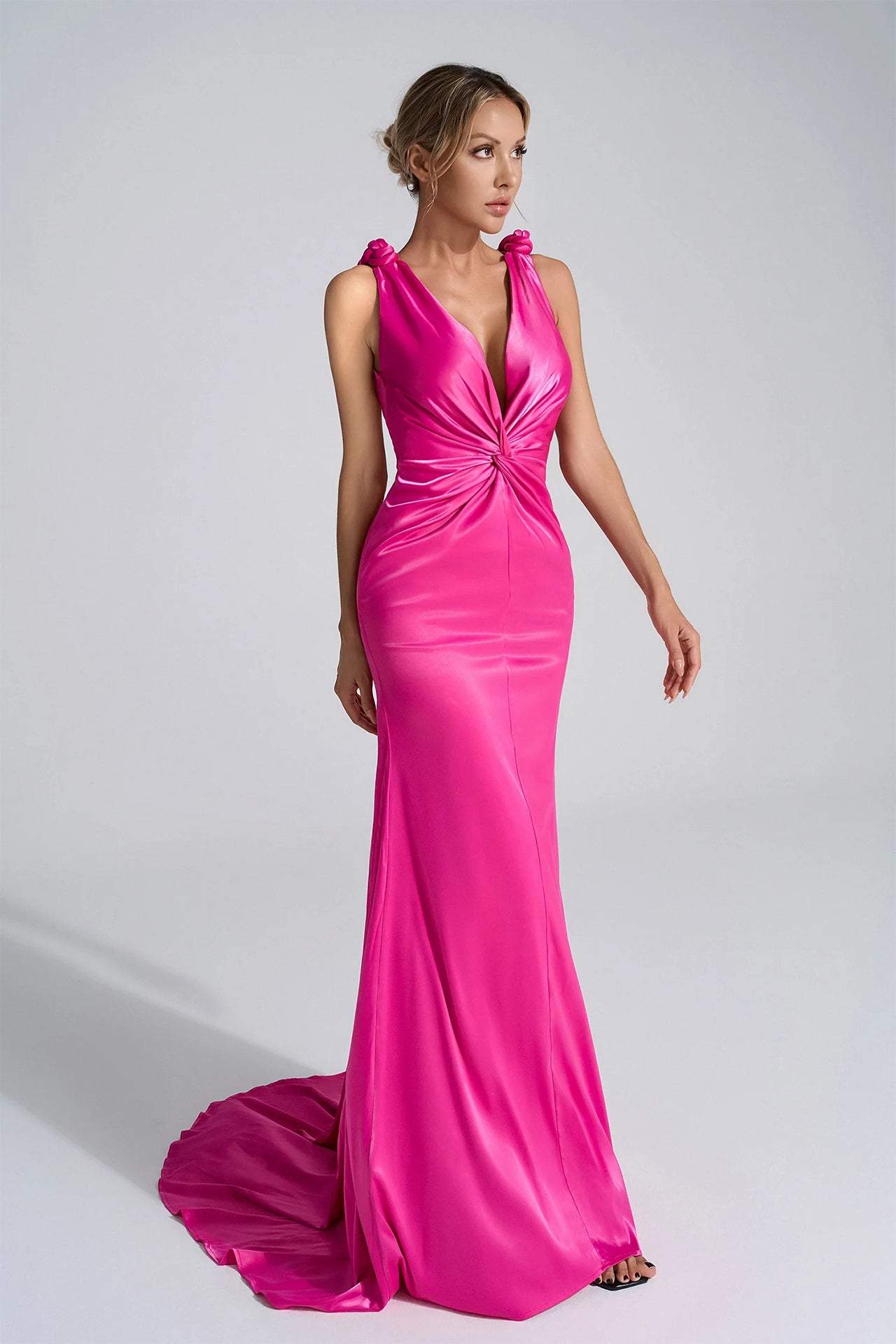 Elysia Sleeveless Maxi Dress