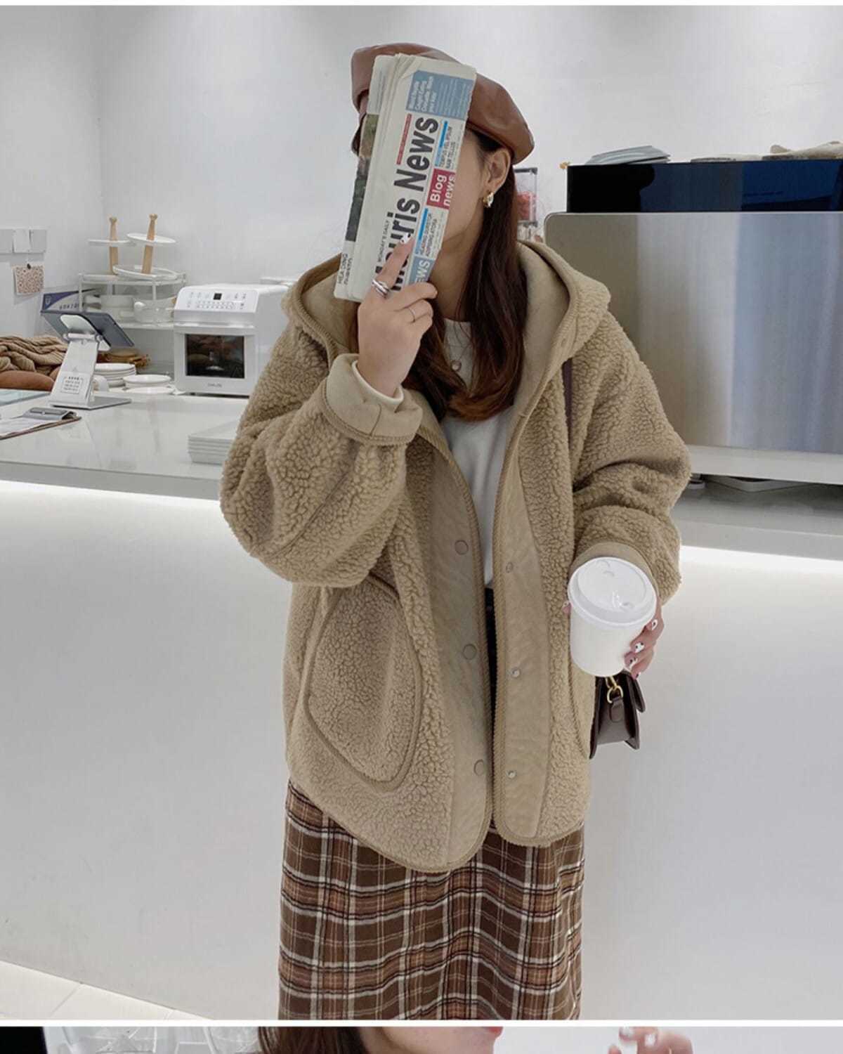 Simple Lambswool Thickened Hooded Jacket