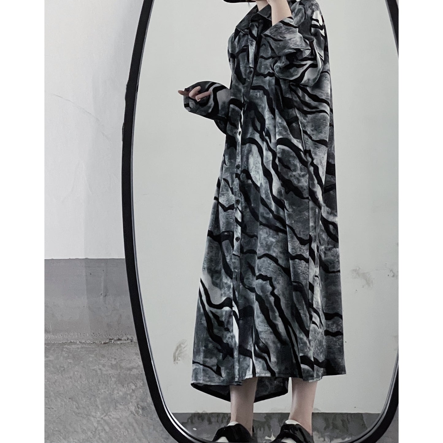 Vintage Tiger Stripe Dyed Long Sleeve Midi Dress