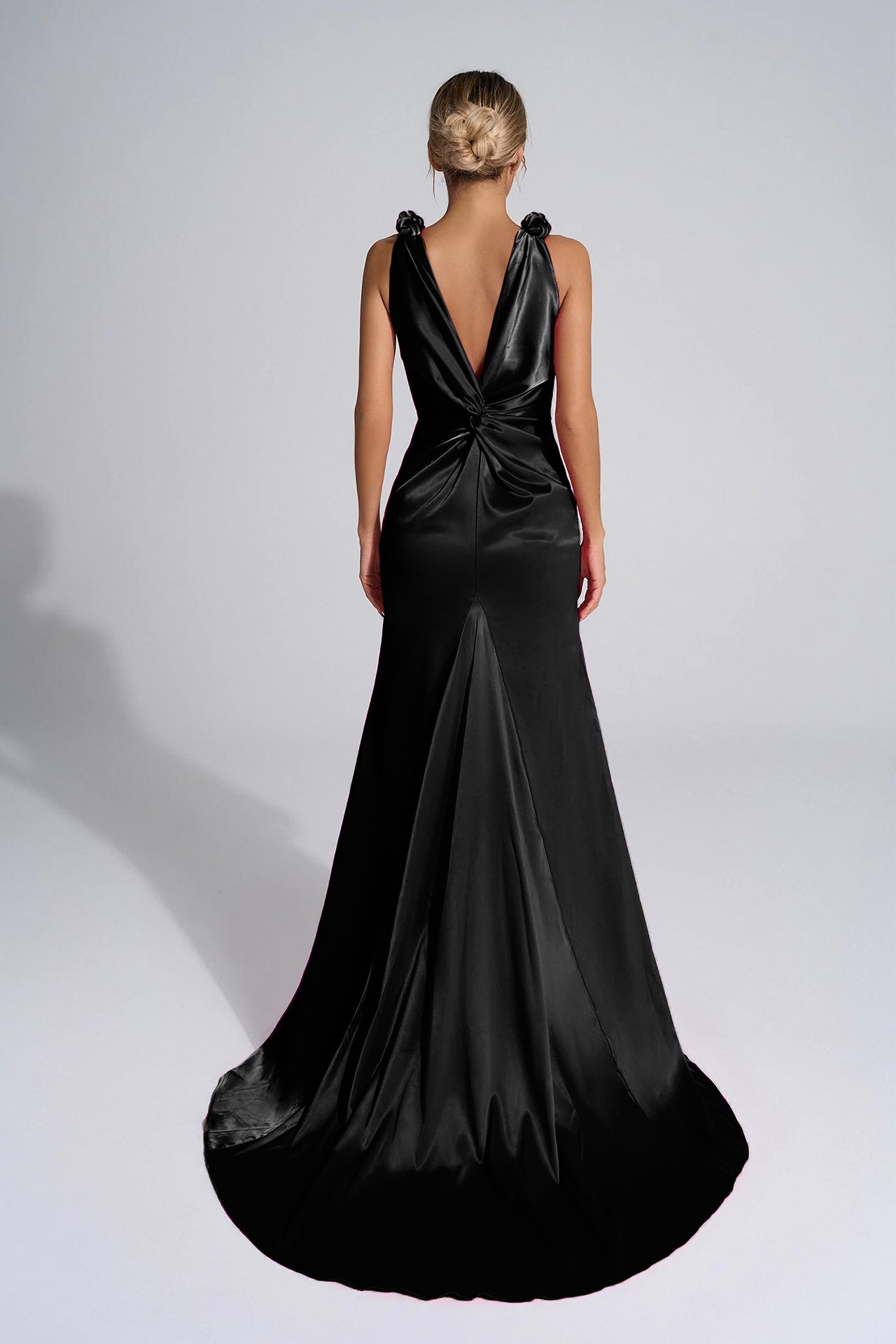 Elysia Sleeveless Maxi Dress