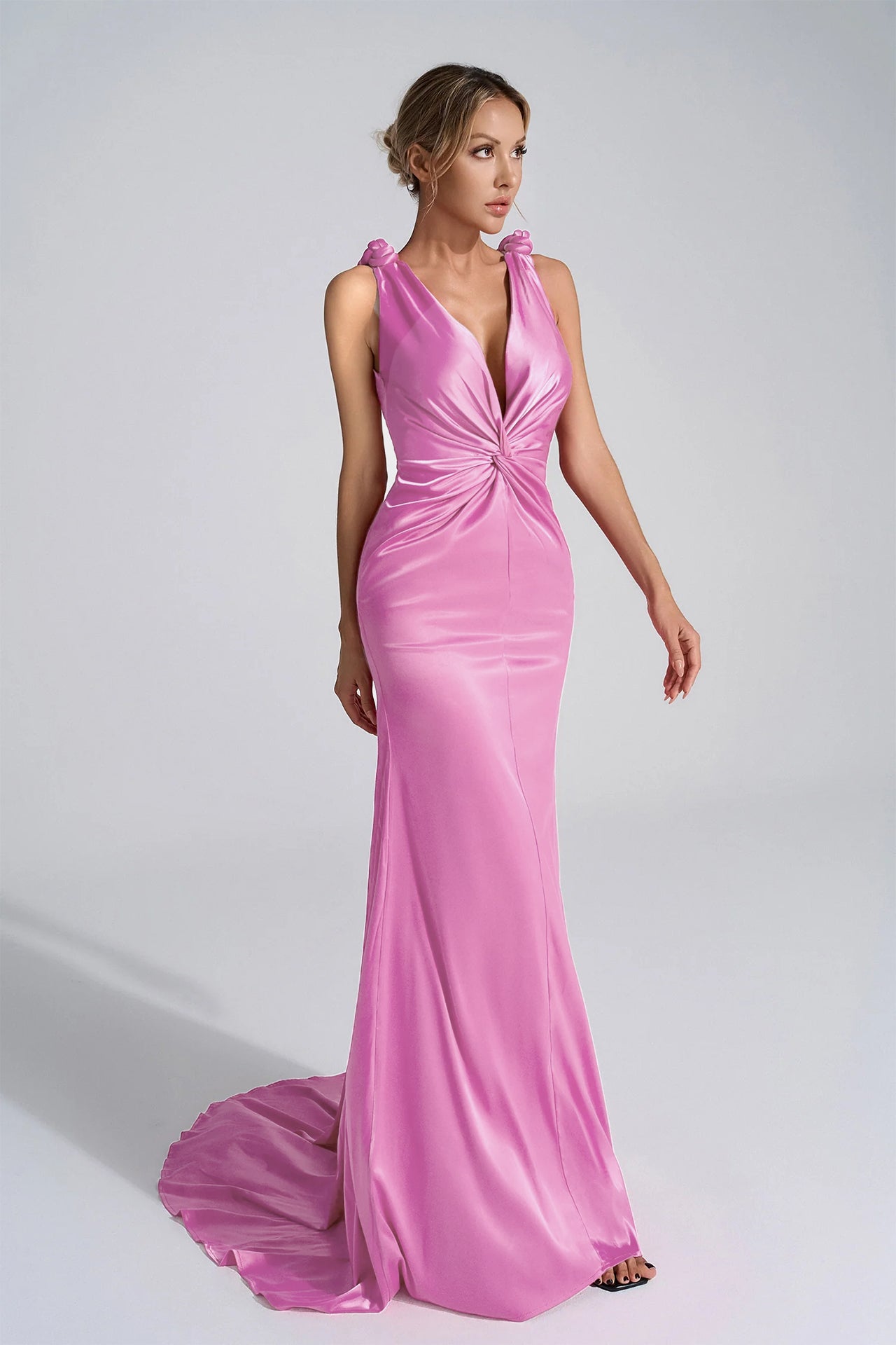 Elysia Sleeveless Maxi Dress