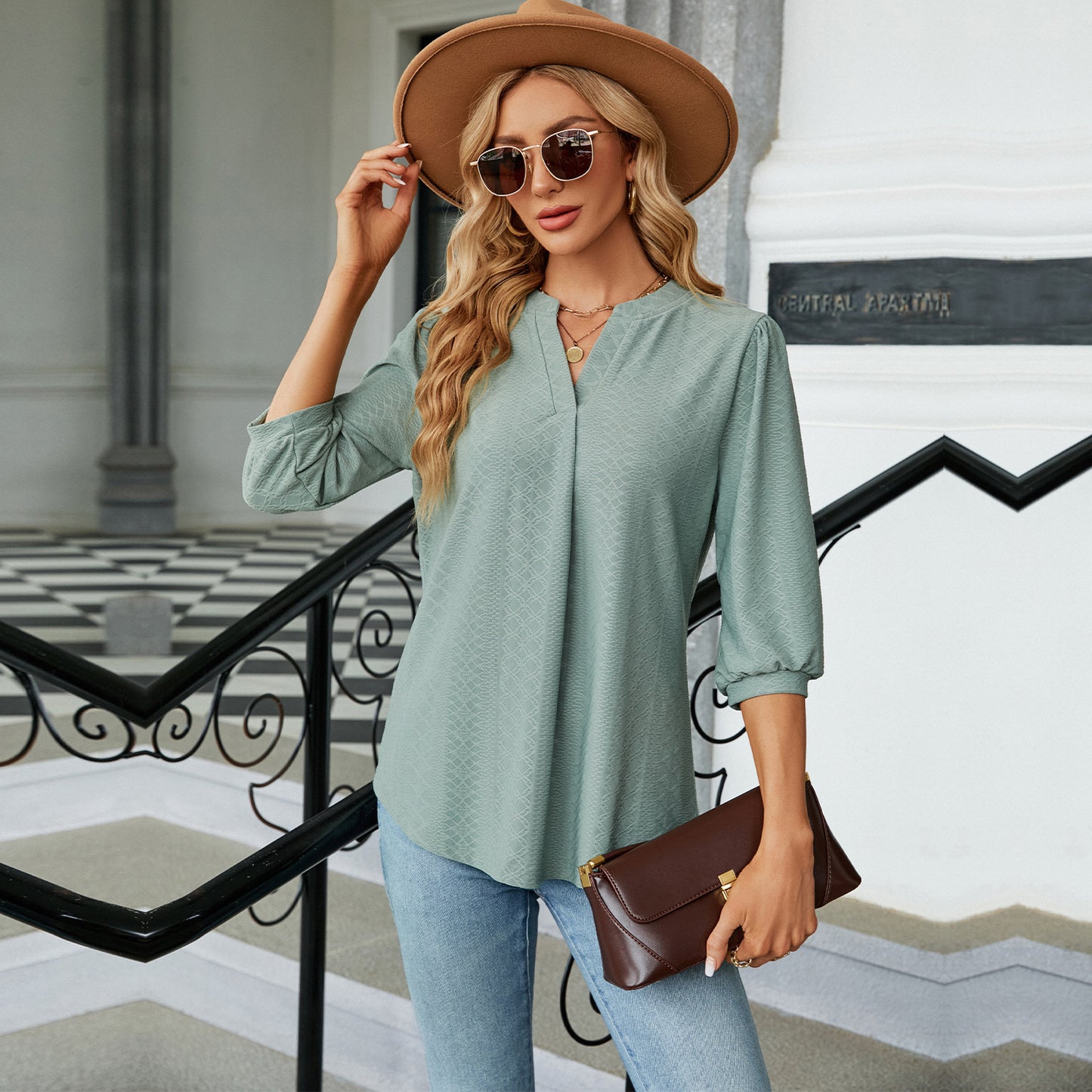 Autumn and Winter new solid color and V-neck jacquard 3/4 sleeve loose-fitting T-shirt top women