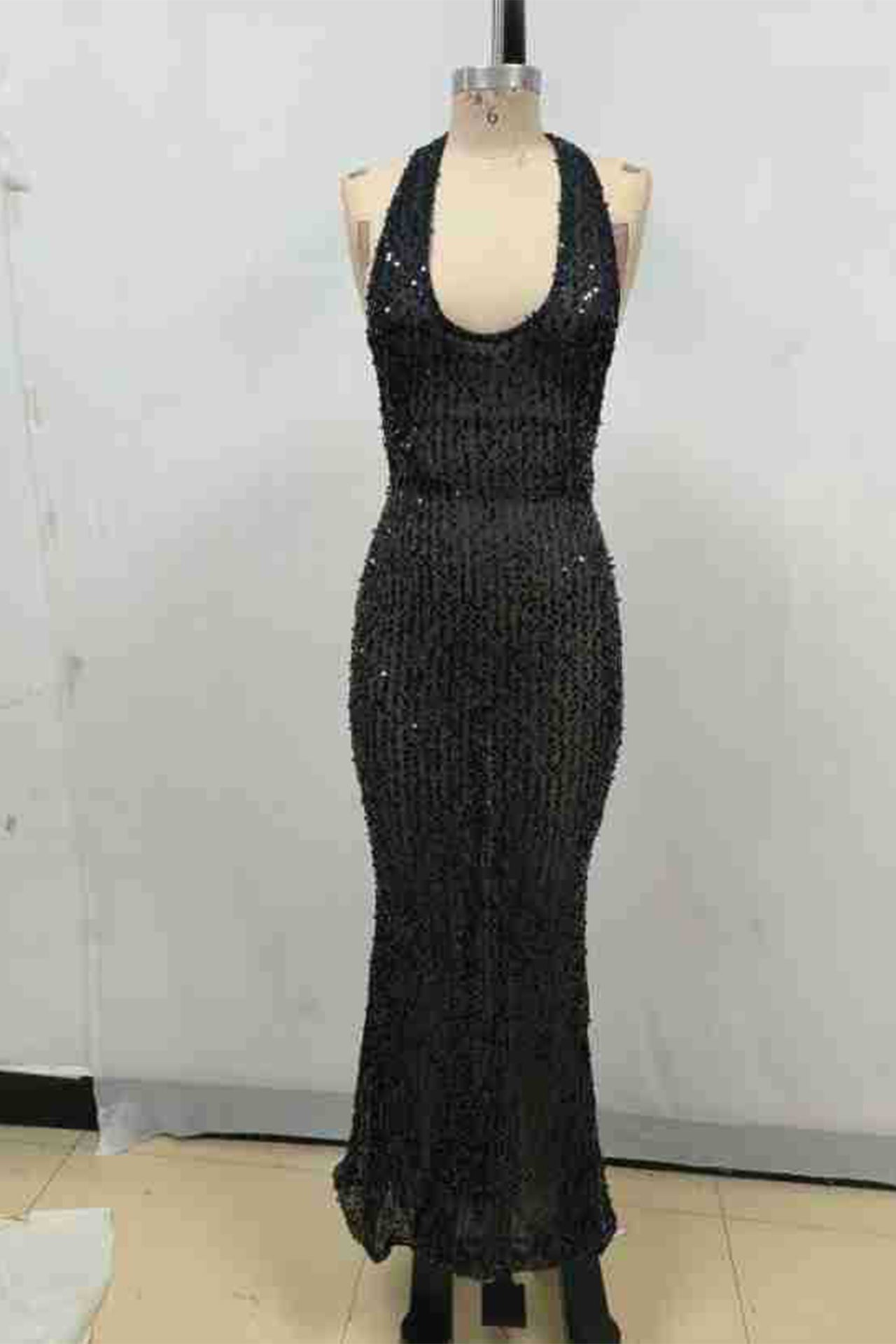 Carina Halterneck Maxi Dress