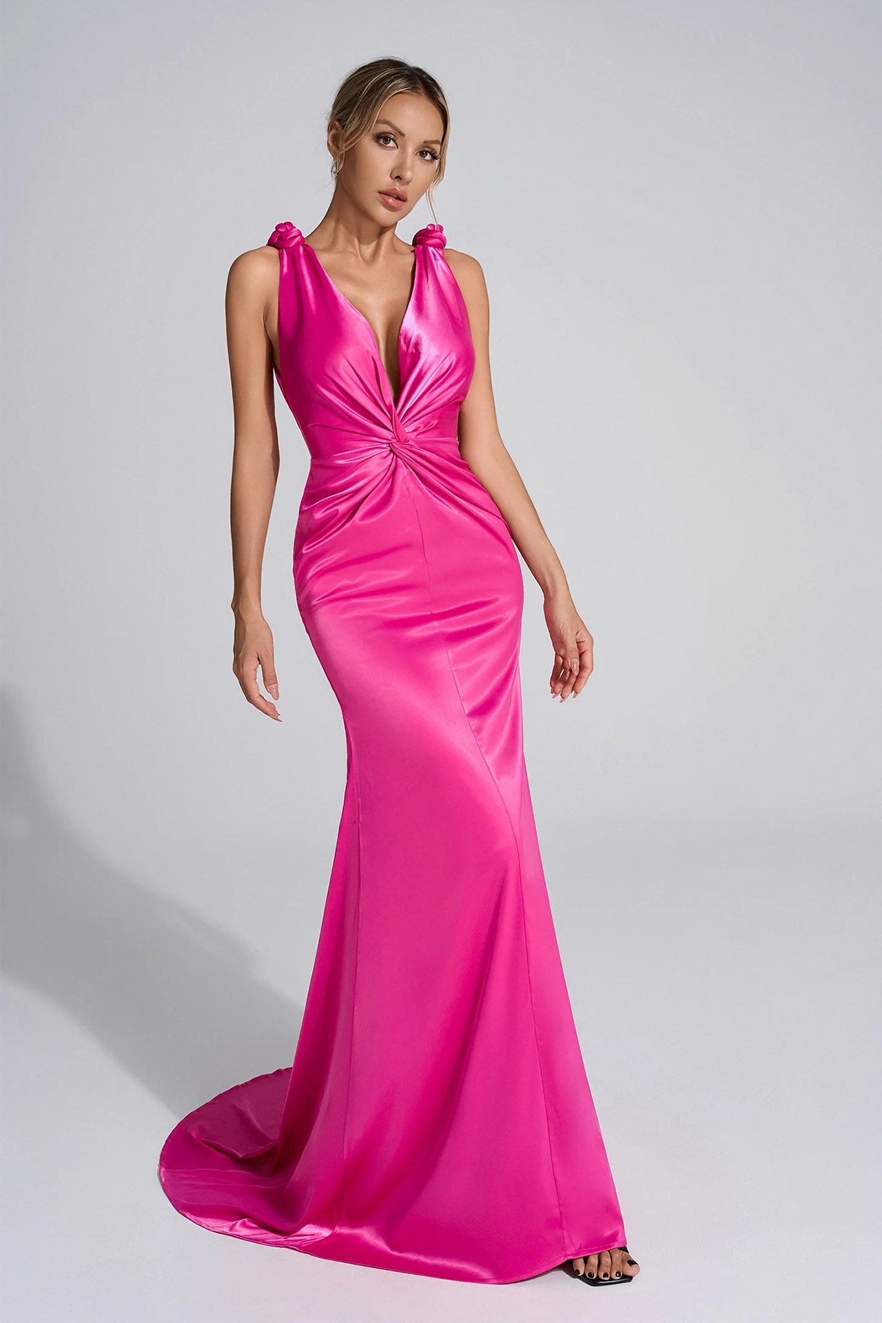 Elysia Sleeveless Maxi Dress