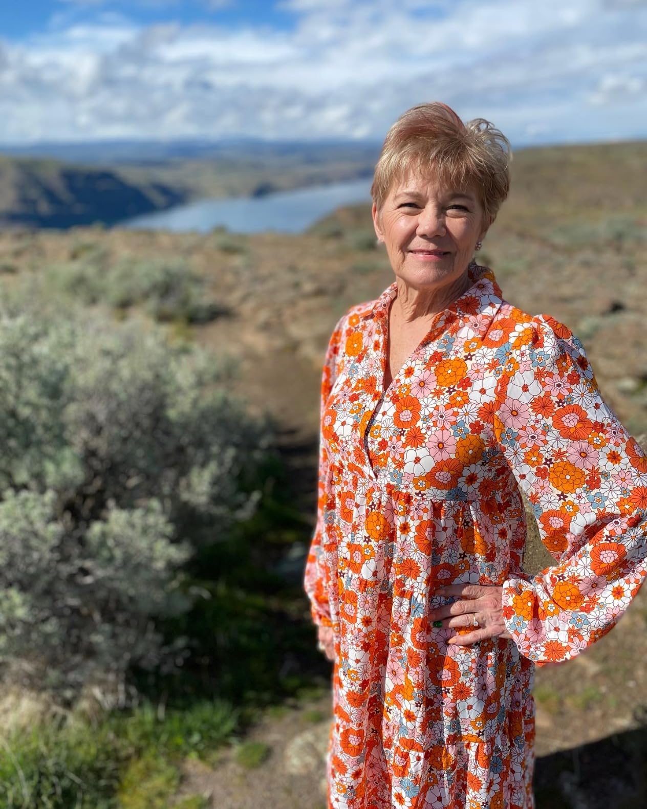 Oversized Casual V-neck Ruffle Bohemian Floral Dress With Pockets（Buy 2 Free Shipping）