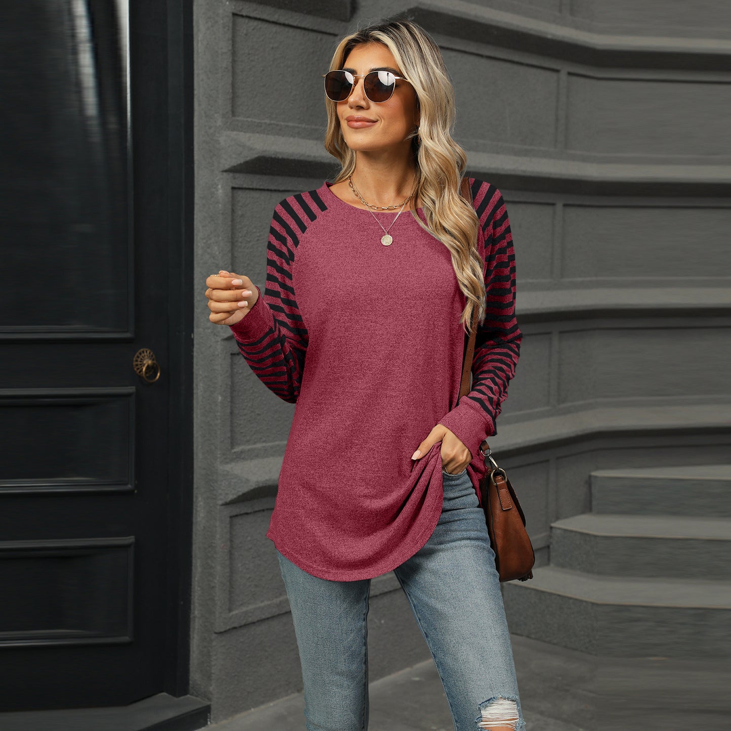 New contrast color striped patchwork round neck long-sleeved T-shirt dovetail top for women