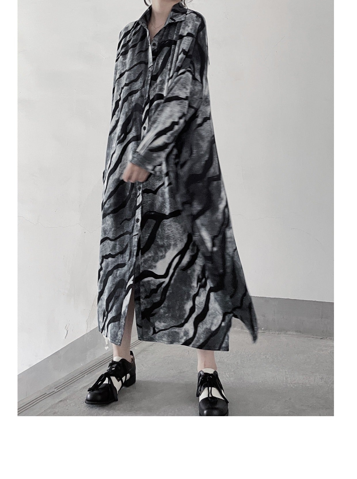 Vintage Tiger Stripe Dyed Long Sleeve Midi Dress