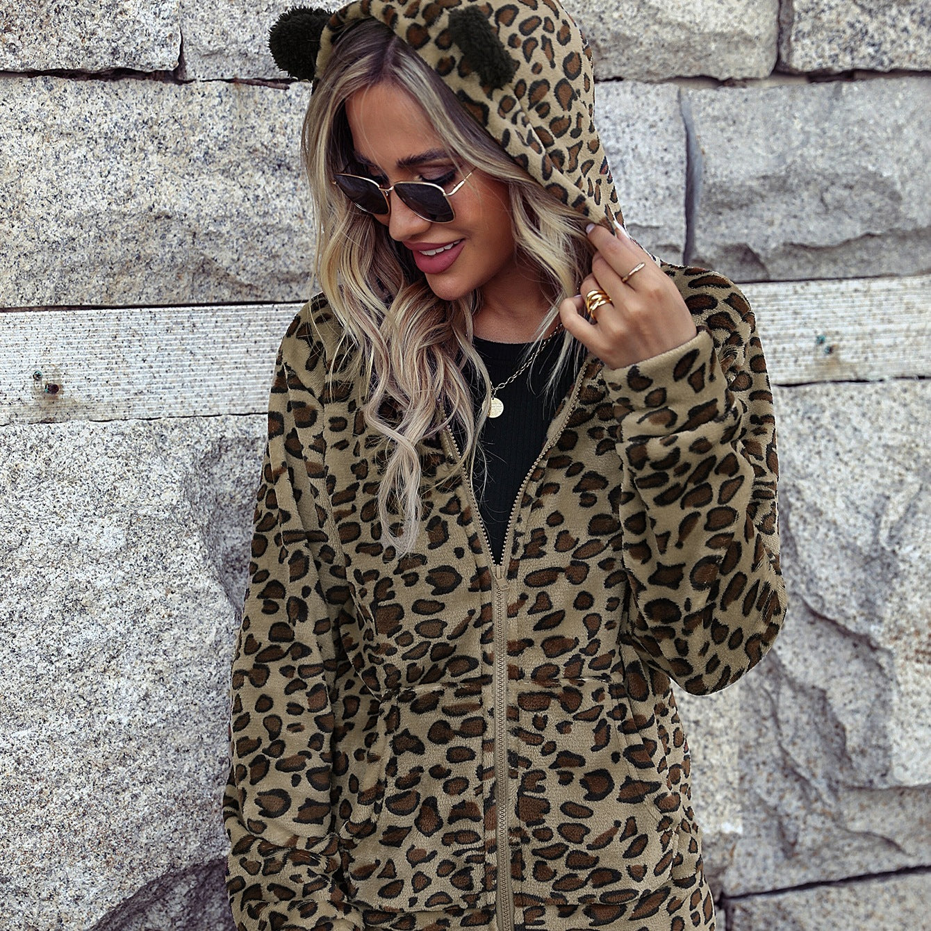 Autumn winter women's wear hooded long sleeve loose zip animal pattern flannel casual coat