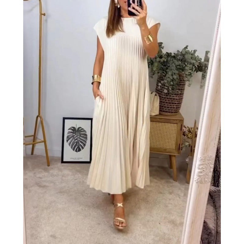 New dress elegant and fashionable round neck sleeveless pleated long dress
