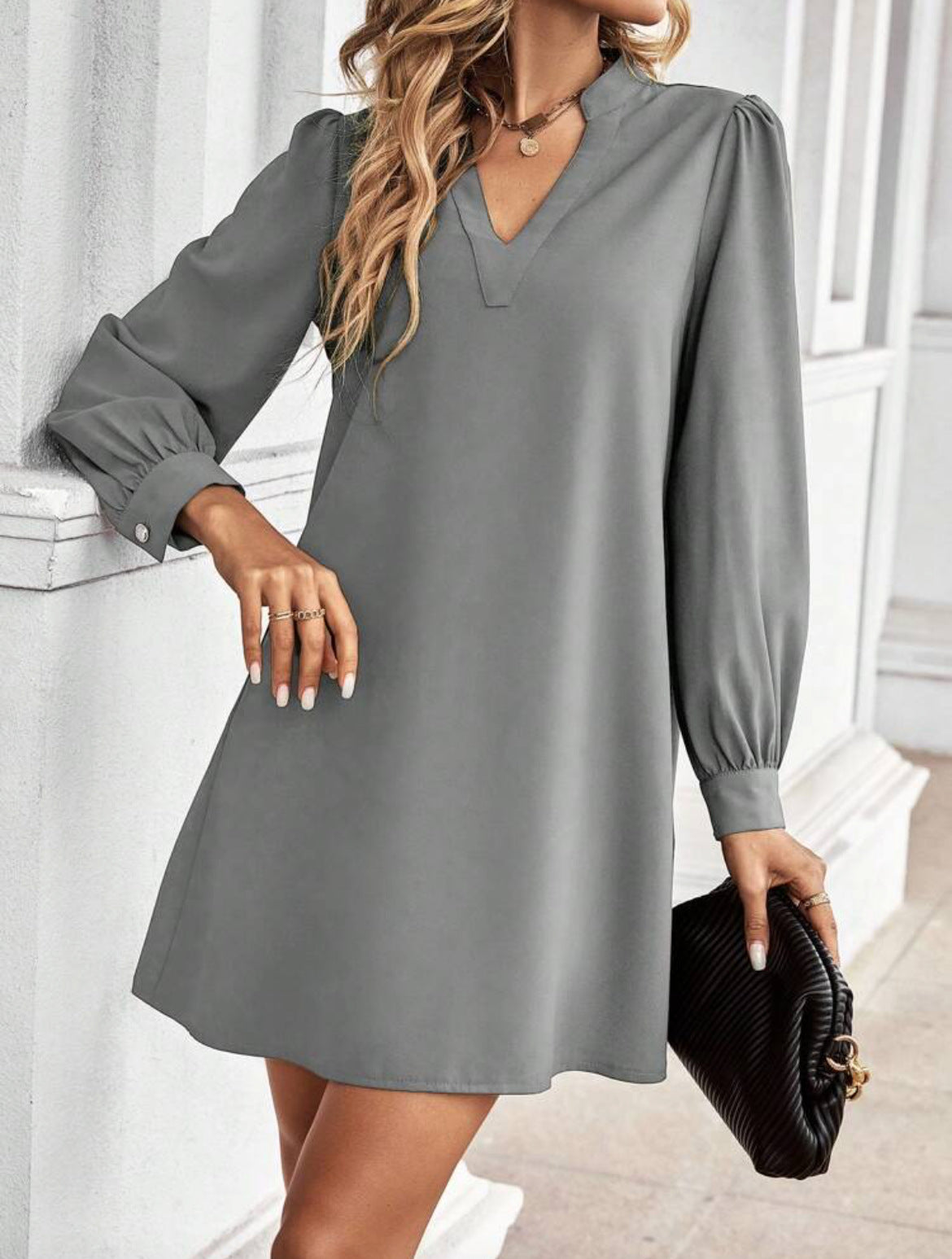 Solid color and V-neck loose long sleeve shirt dress