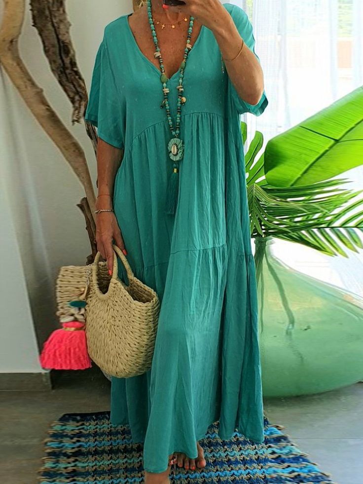 Spring and summer new cotton and linen solid color loose V-neck short-sleeved big swing dress