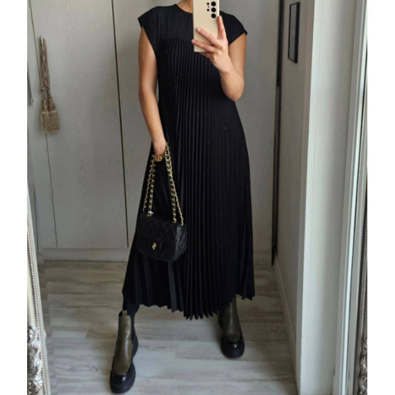 New dress elegant and fashionable round neck sleeveless pleated long dress