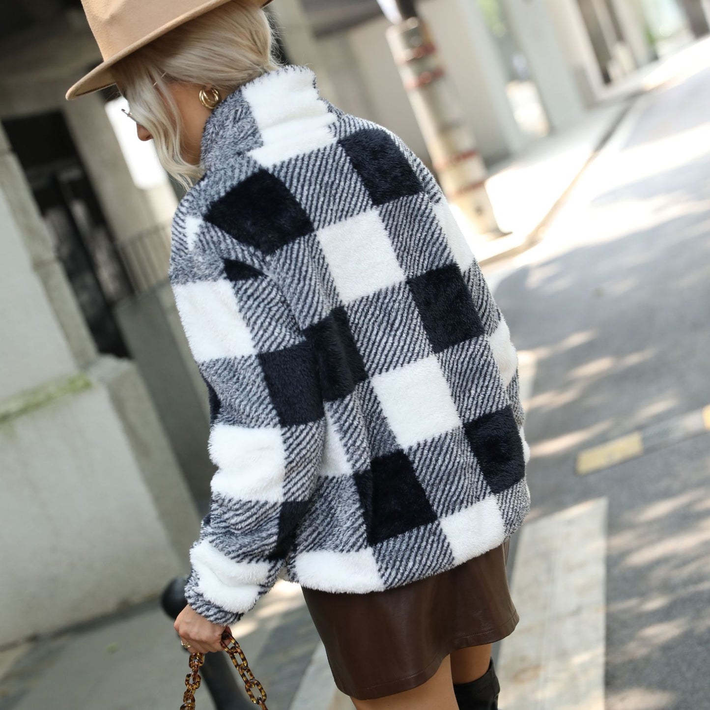 Women's long sleeve pullover plaid printed round neck double-sided velvet regular plush pullover sweater