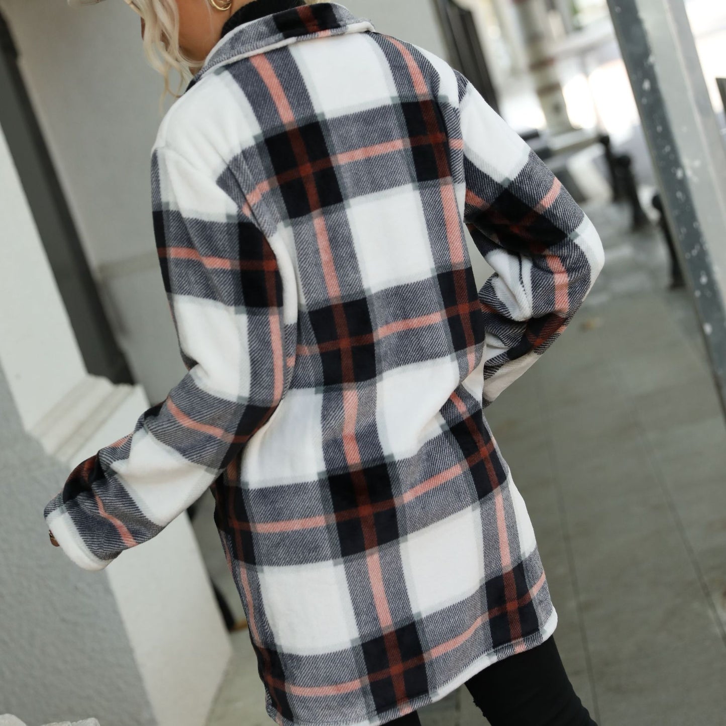 Women's long-sleeved suit collar button cardigan warm sable fur plaid wool coat