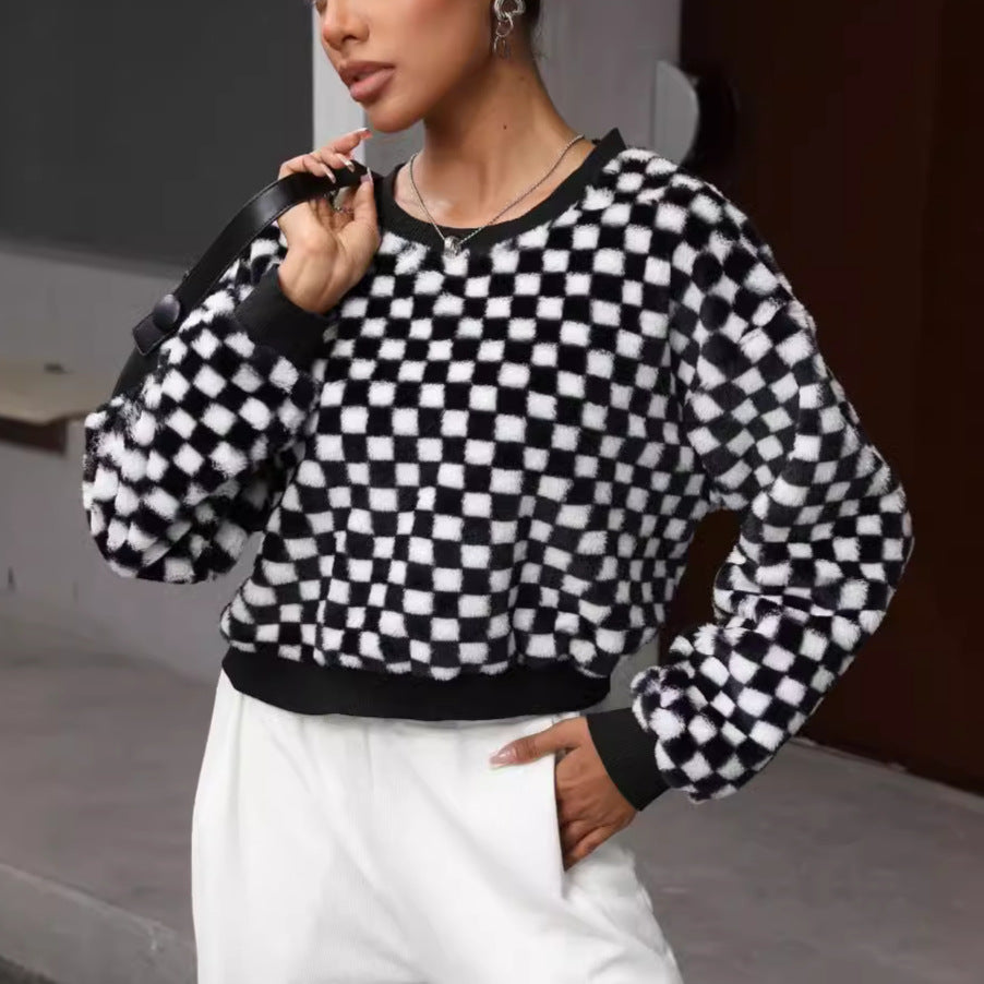 Autumn and winter women's loose round neck black and white plaid long sleeve plush pullover sweater