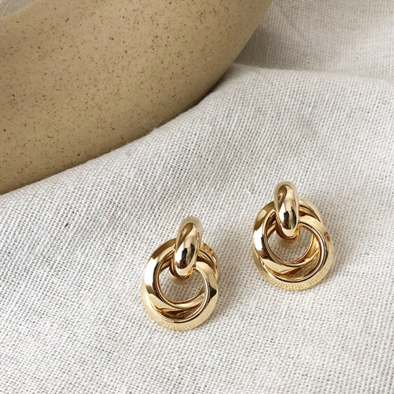 Metal Alloy Interlocking Earrings