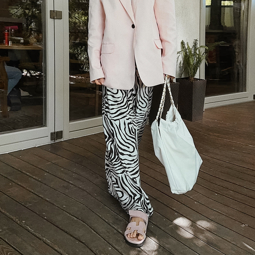 Versatile Zebra-stripe Printed Skirt