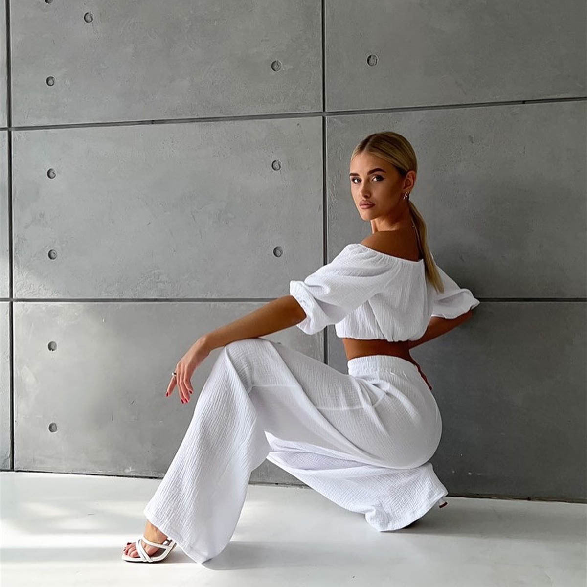 Off Shoulder Stylish Two-Pieces Set