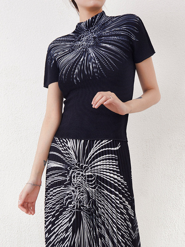 Short Sleeves Pleated Printed Mock Neck T-Shirts Tops