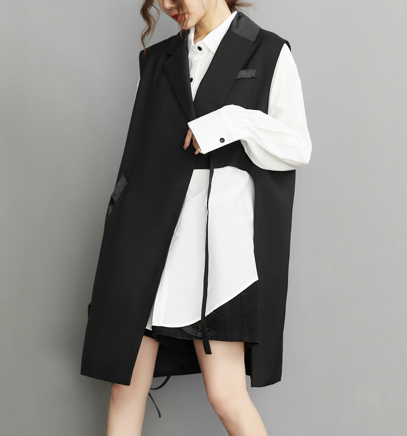 Personalized Black Sleeveless Vest