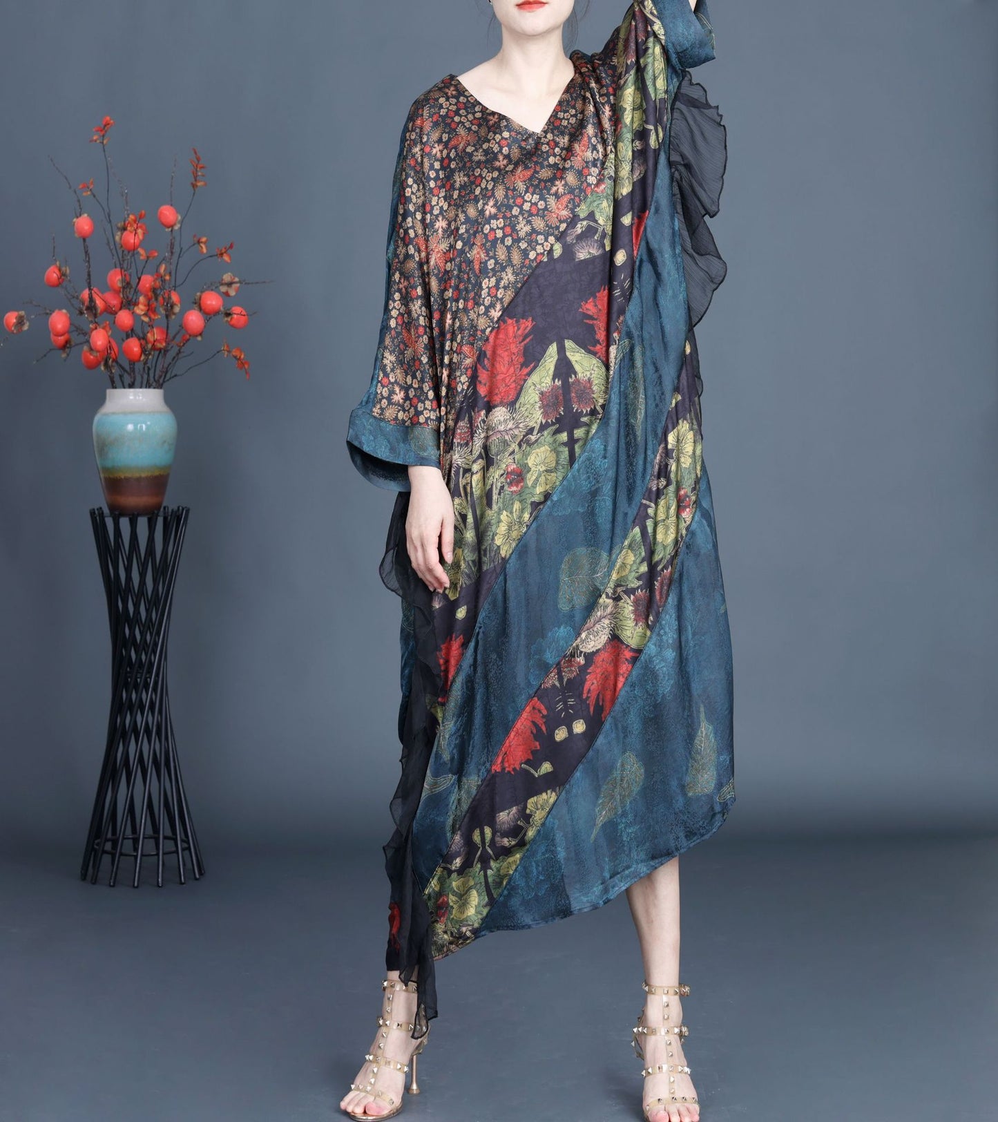 Vintage Jacquard Splicing Bat Sleeve V-Neck Maxi Dress