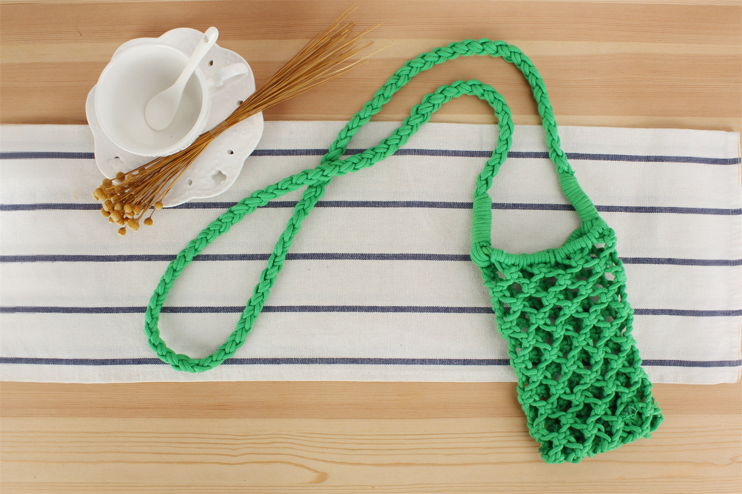 Fashion All-match Popular Woven Shoulder Bag