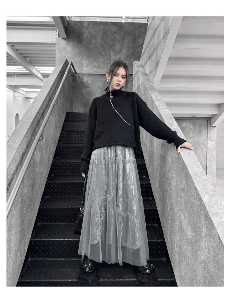 Simple Slant Zipper Turtleneck Sweater