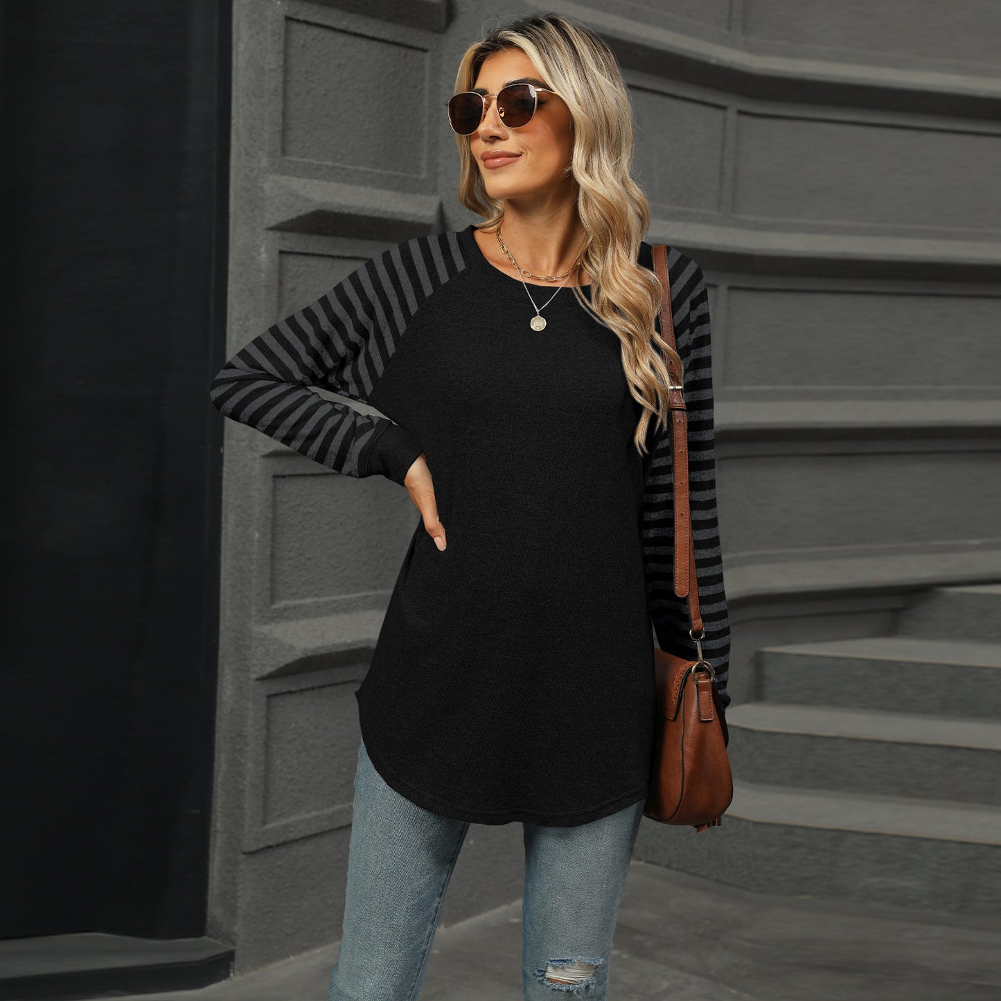 New contrast color striped patchwork round neck long-sleeved T-shirt dovetail top for women