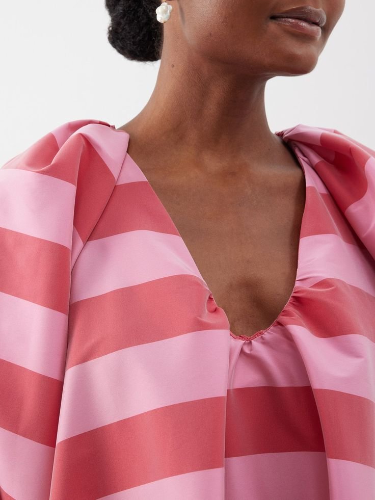 Elegant Striped Puff Sleeve Maxi Dress