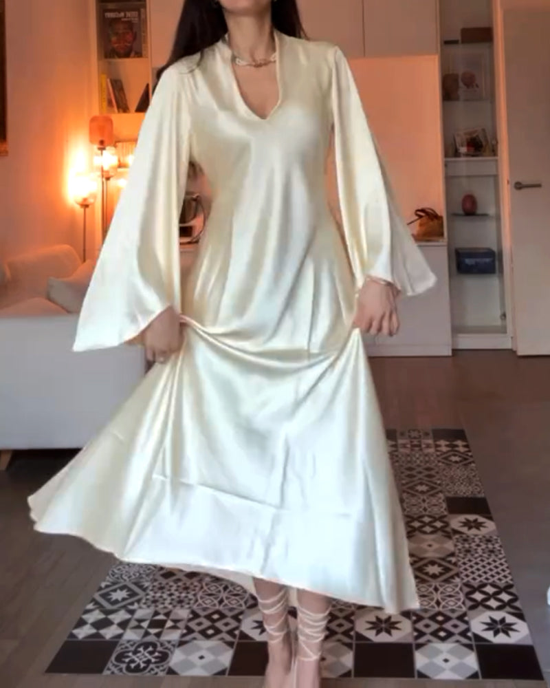 Elegant Solid Color V-Neck Horn Sleeve Dress