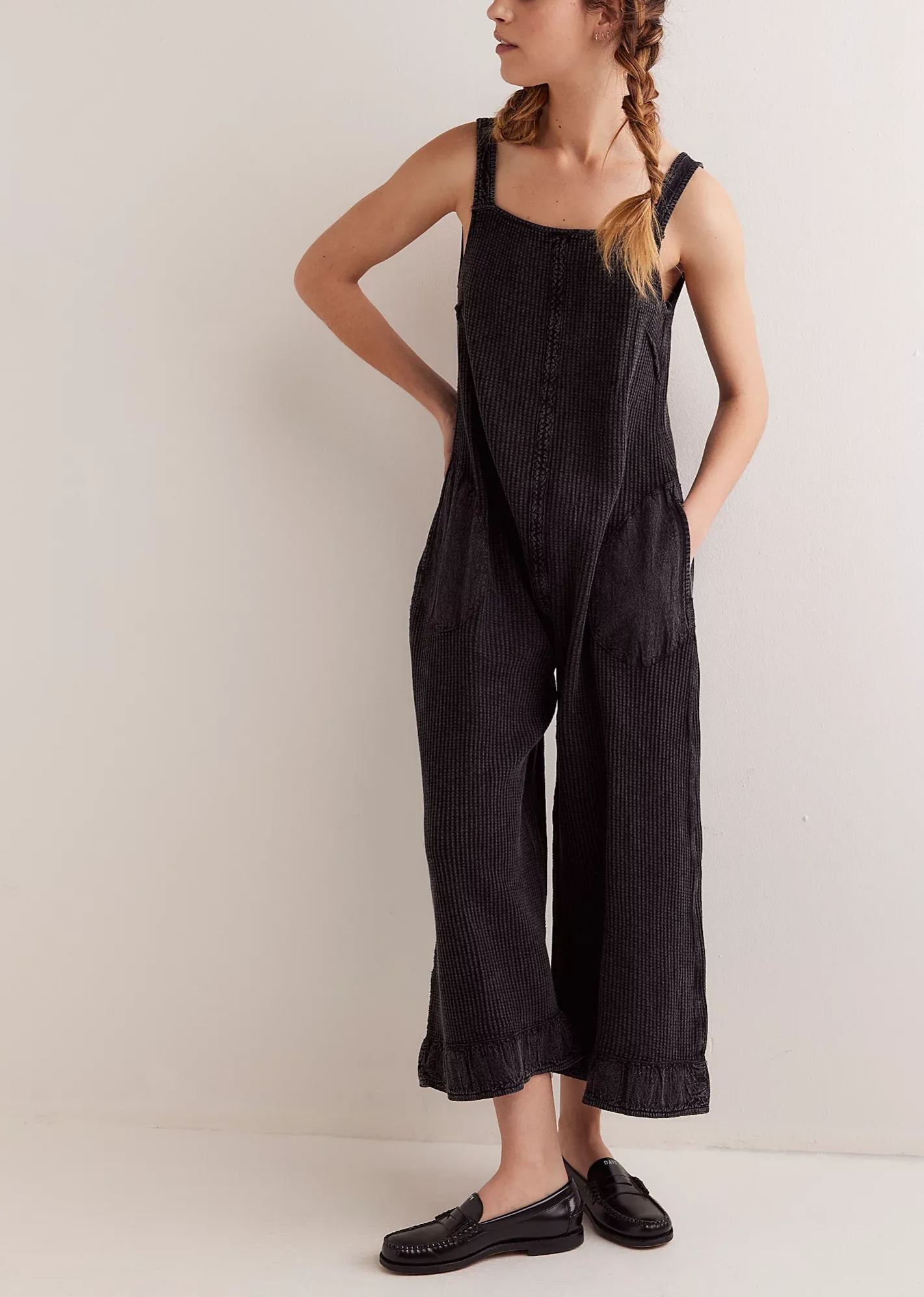 Women's Solid Lace-Up Pocket Textured Overalls