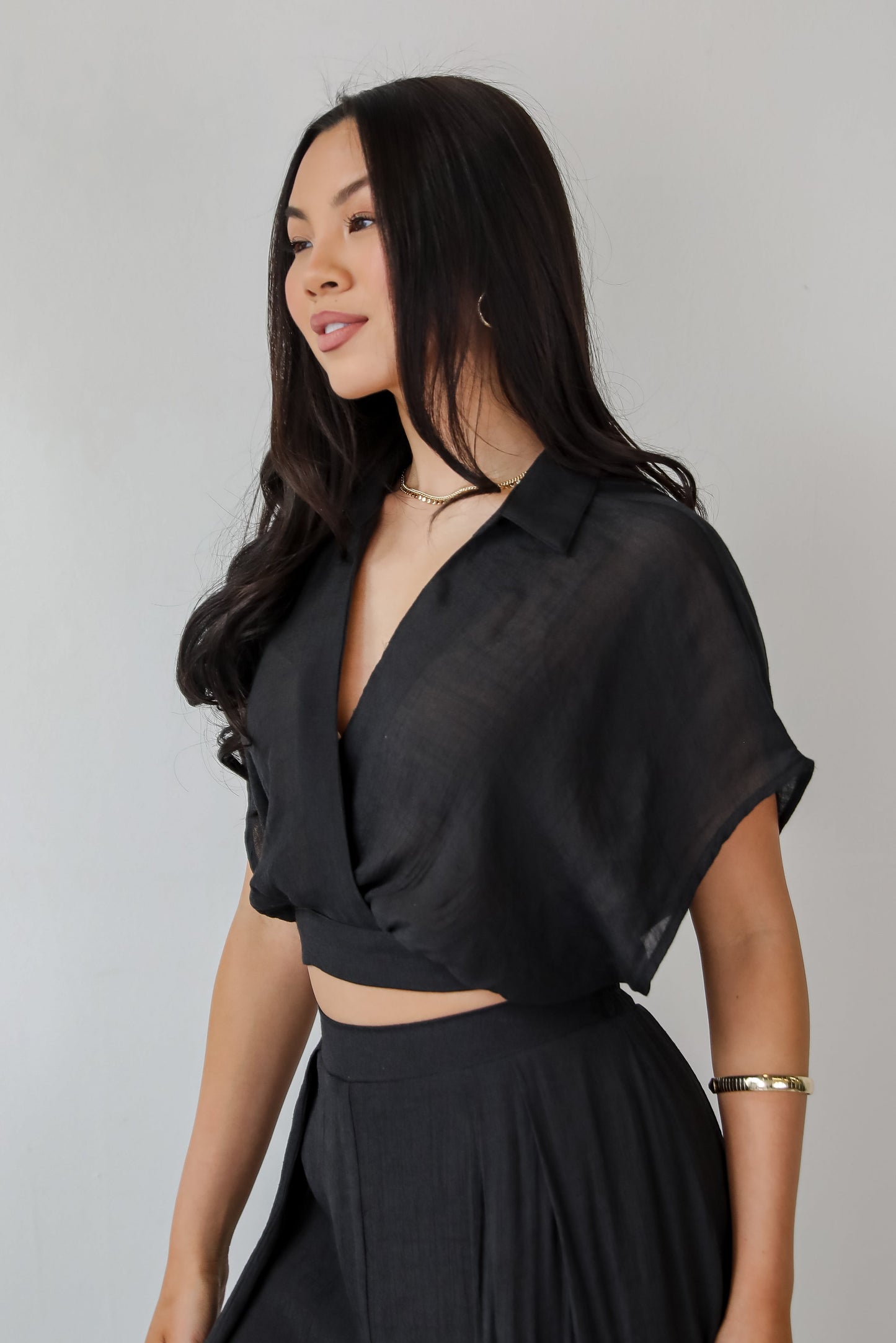 Delightful Direction Black Cropped Blouse - DU DEAL