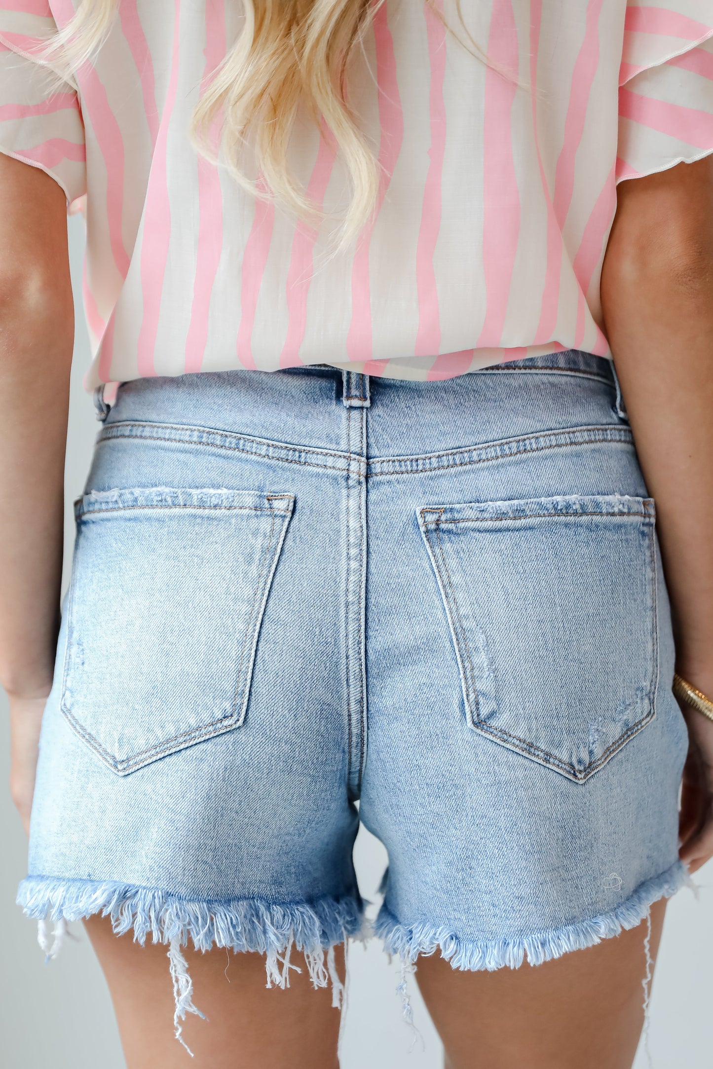 Cortney Medium Wash Stretch Mom Shorts