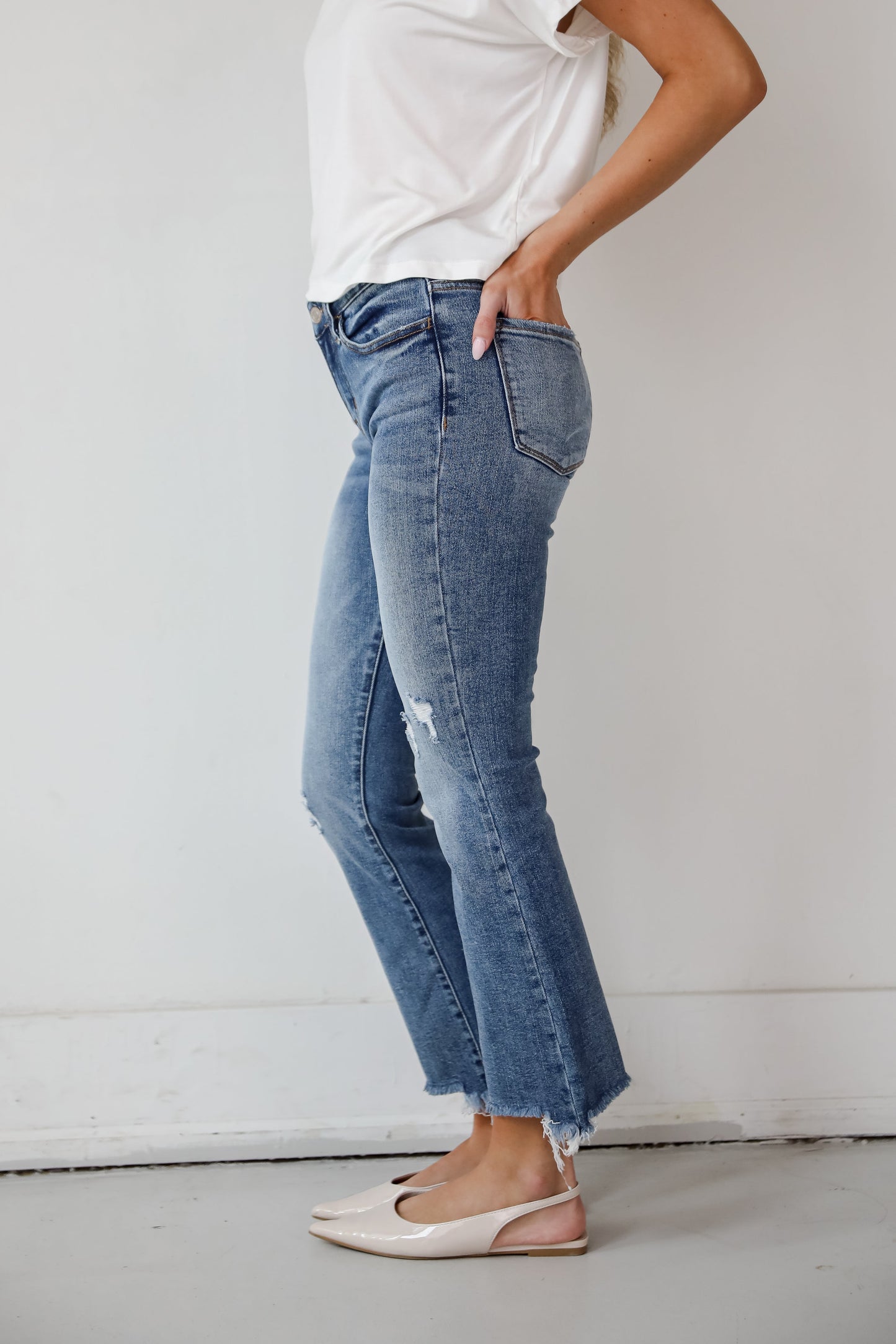 Amber Medium Wash Mid-Rise Ankle Bootcut Jeans