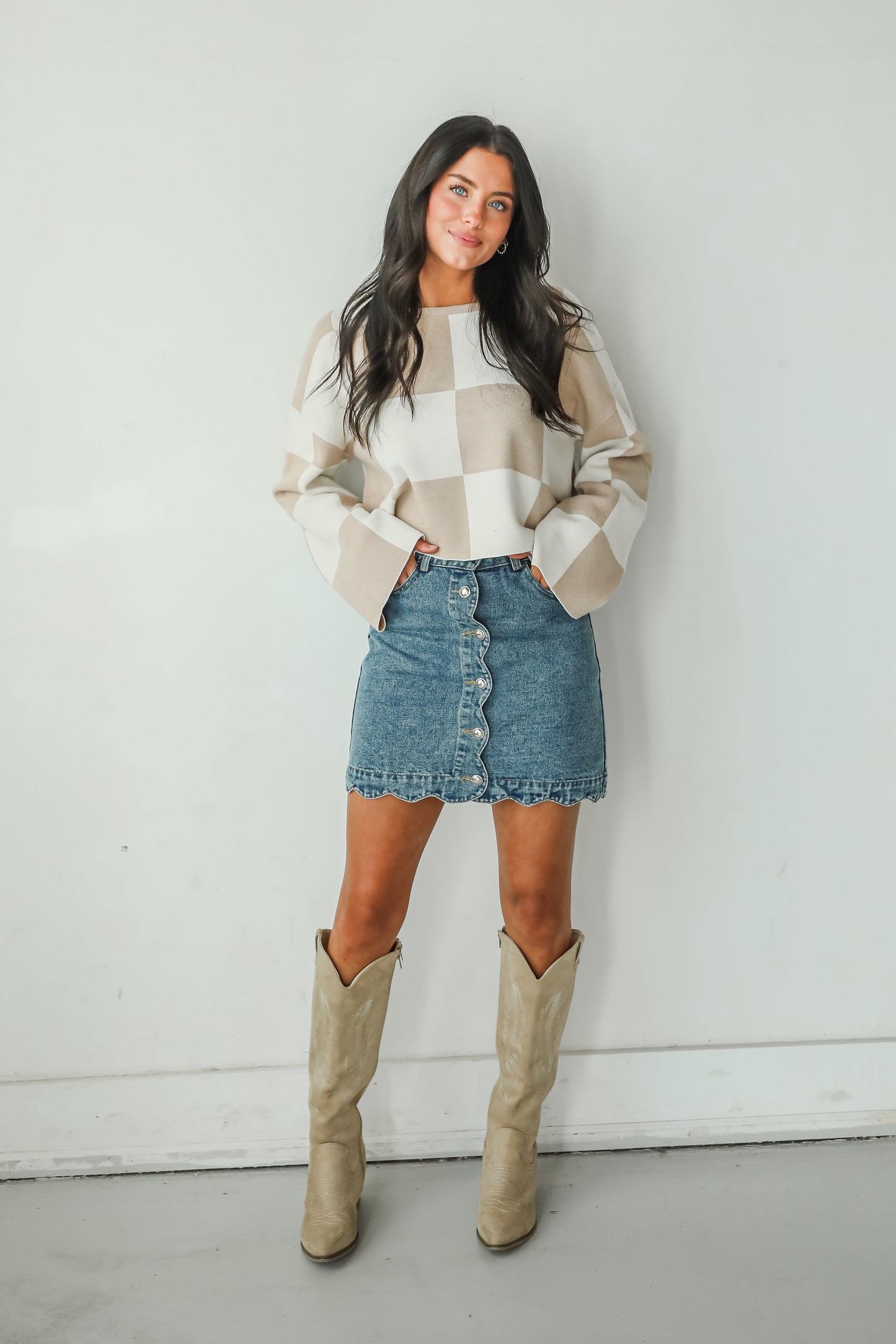 Perfect Classic Taupe Checkered Cropped Sweater
