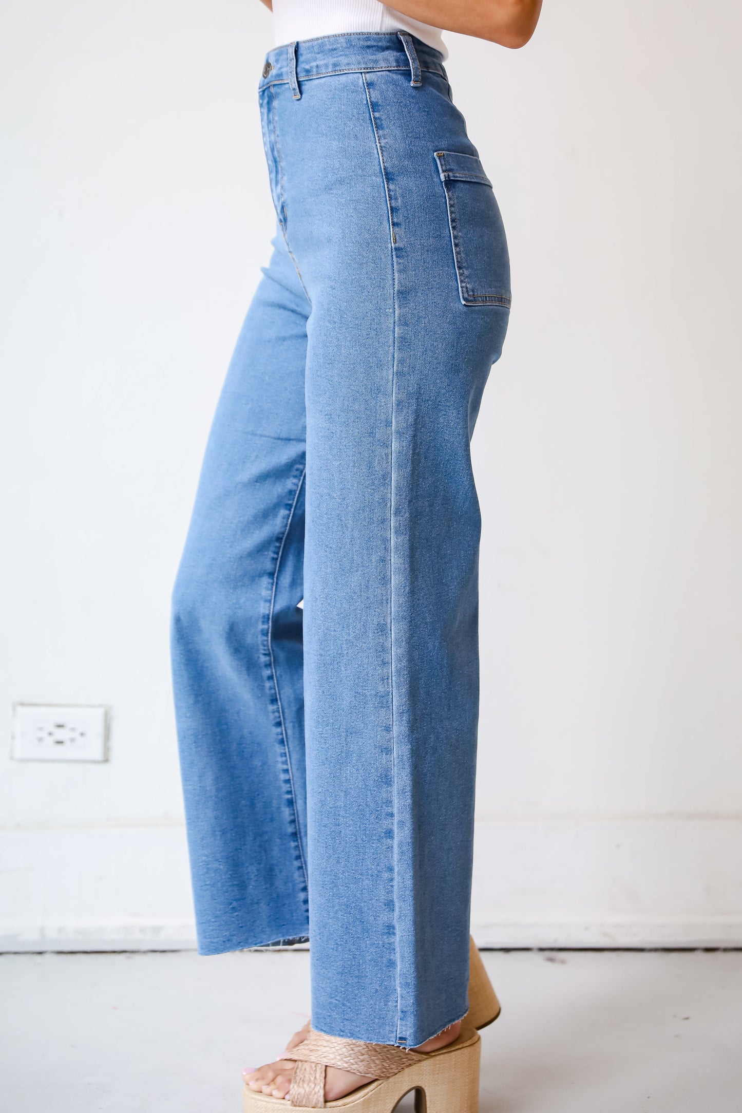 FINAL SALE - Jordyn Wide Leg Jeans